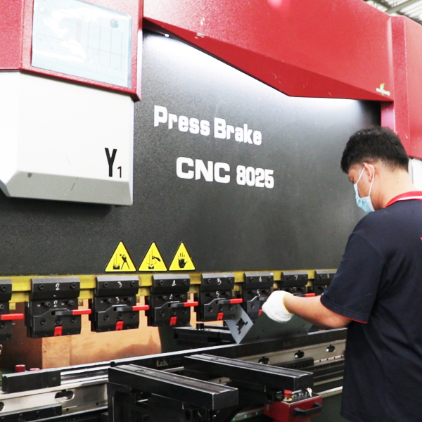 CNC Bending Machine